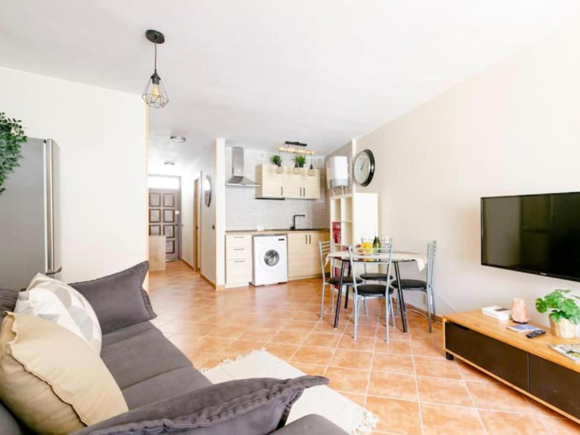 Cosy Apartment In Los Cristianos 5Min To The Ocean Extérieur photo